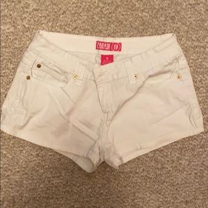 White size 9 junior stretch shorts